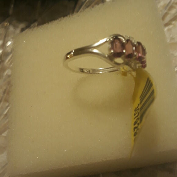 GARNET RING - Picture 3 of 3